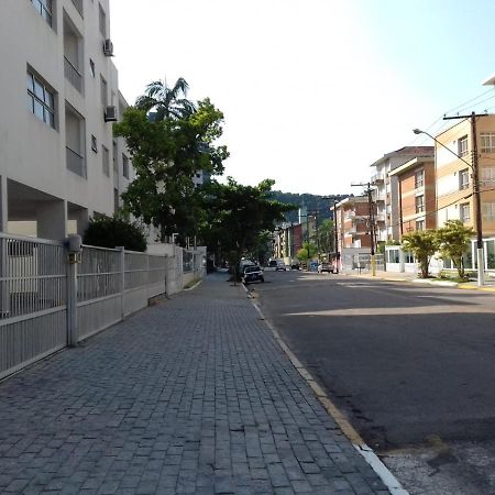 A 250M Da Praia Da Enseada Guarujá Eksteriør bilde